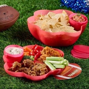Tupperware Chip ‘n Dip Bowl set